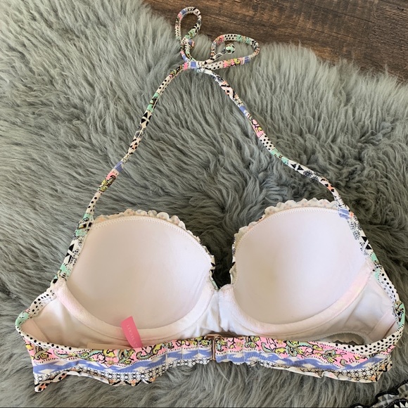 Victoria’s Secret Halter Cheeky Ruffle Bikini Set - Picture 3 of 8